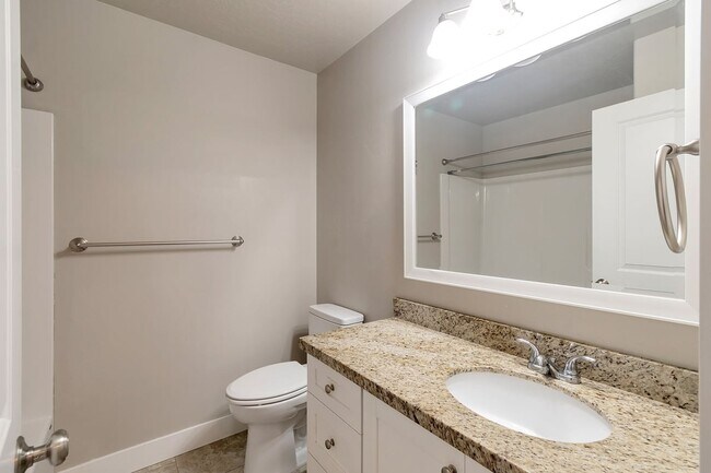 Building Photo - Available Now | American Fork, UT | 5 Bed | 3 Full Bath | Single-Family Home