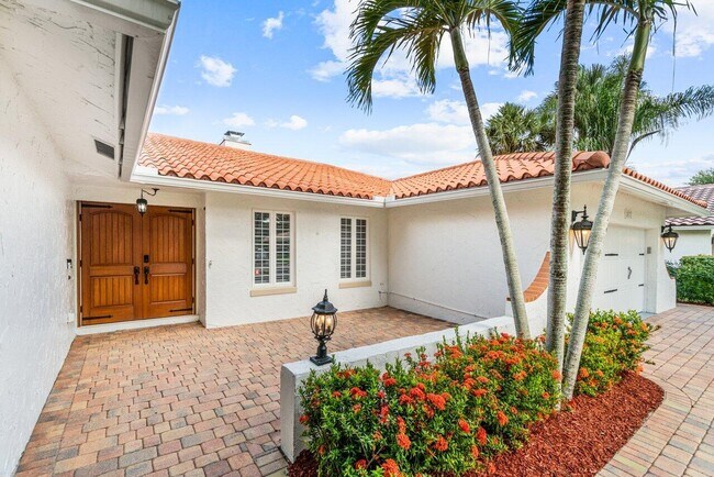 Building Photo - 20777 Soneto Dr