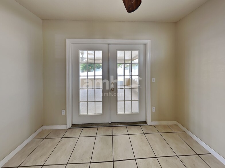 Building Photo - 3244 Grand Pines Dr