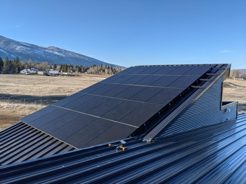Solar - 5052 Hoblitt Ln N