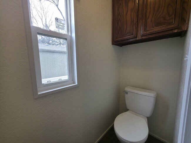 Building Photo - 1412 W Harbour Unit 152