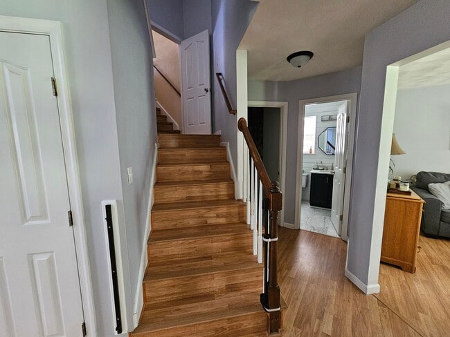 Building Photo - 6734 Burbage Landing Cir