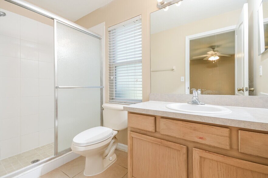Building Photo - 914 Arbor Hill Cir