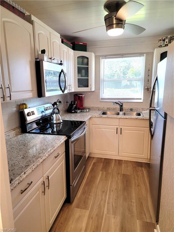 Building Photo - 1000 Manatee Rd