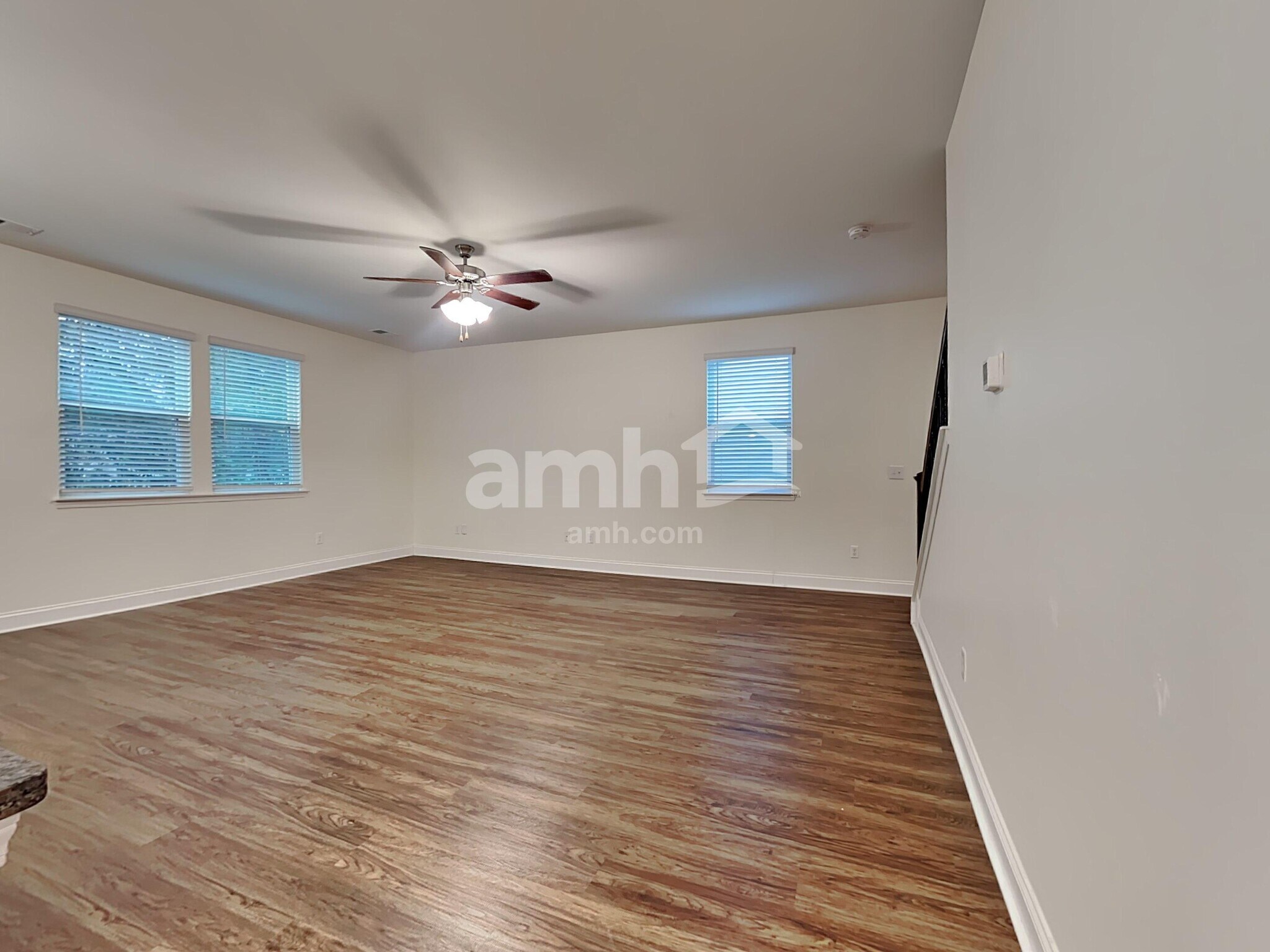 Building Photo - 121 Sweet Gum Dr