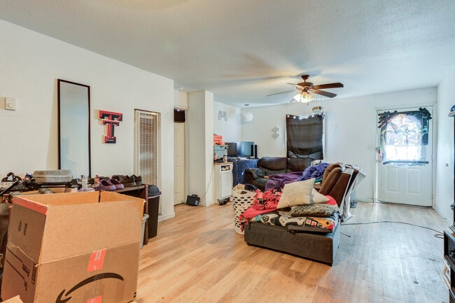 Building Photo - 4202 44th St