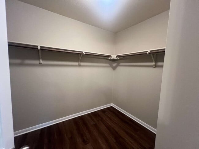 Building Photo - Beautifully updated one-story home!