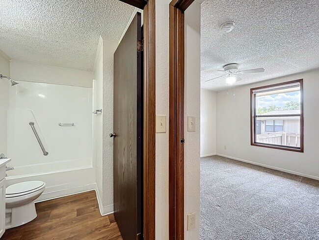 Building Photo - The Hampton - 1 Bedroom 1 Bathroom with inside laundry