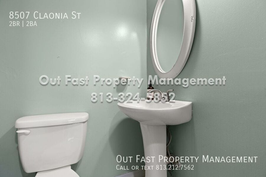 Building Photo - 8507 Claonia St