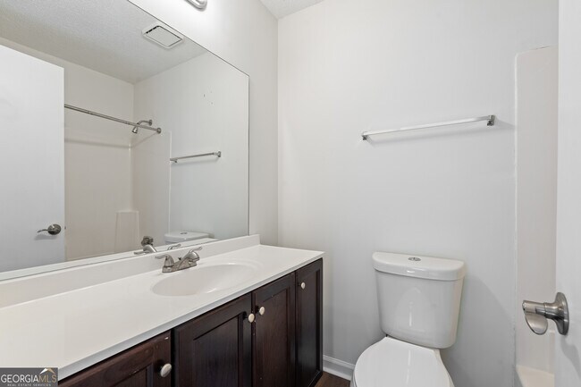 Building Photo - 580 Northridge Crossing Dr