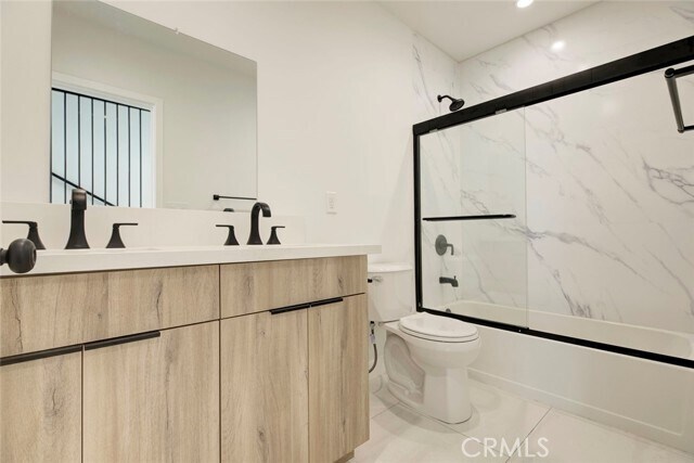 Building Photo - 5648 Cartwright Ave