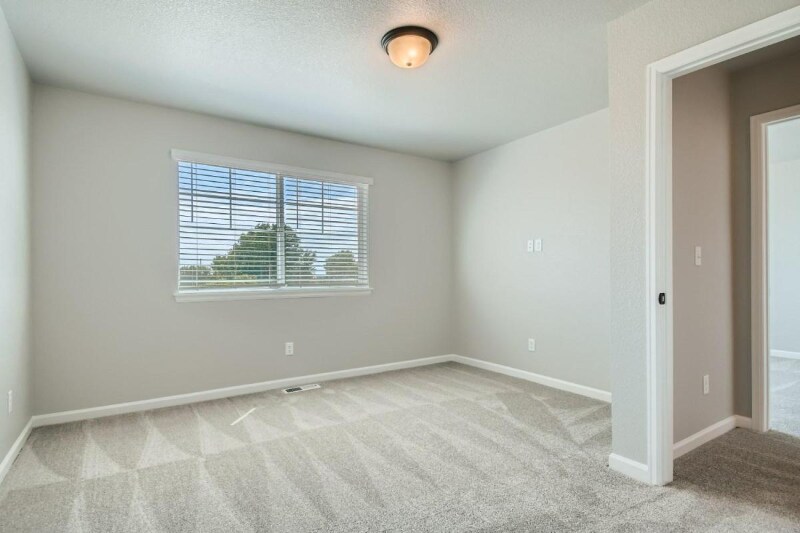 Building Photo - 2620 Brookstone Dr