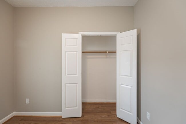 Building Photo - Like New Home off Freeman Mill.  Just Painted, New Wood/Vinyl Flooring, Vaulted Ceilings, Front P...