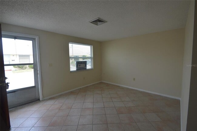 Building Photo - 4948 Filner St