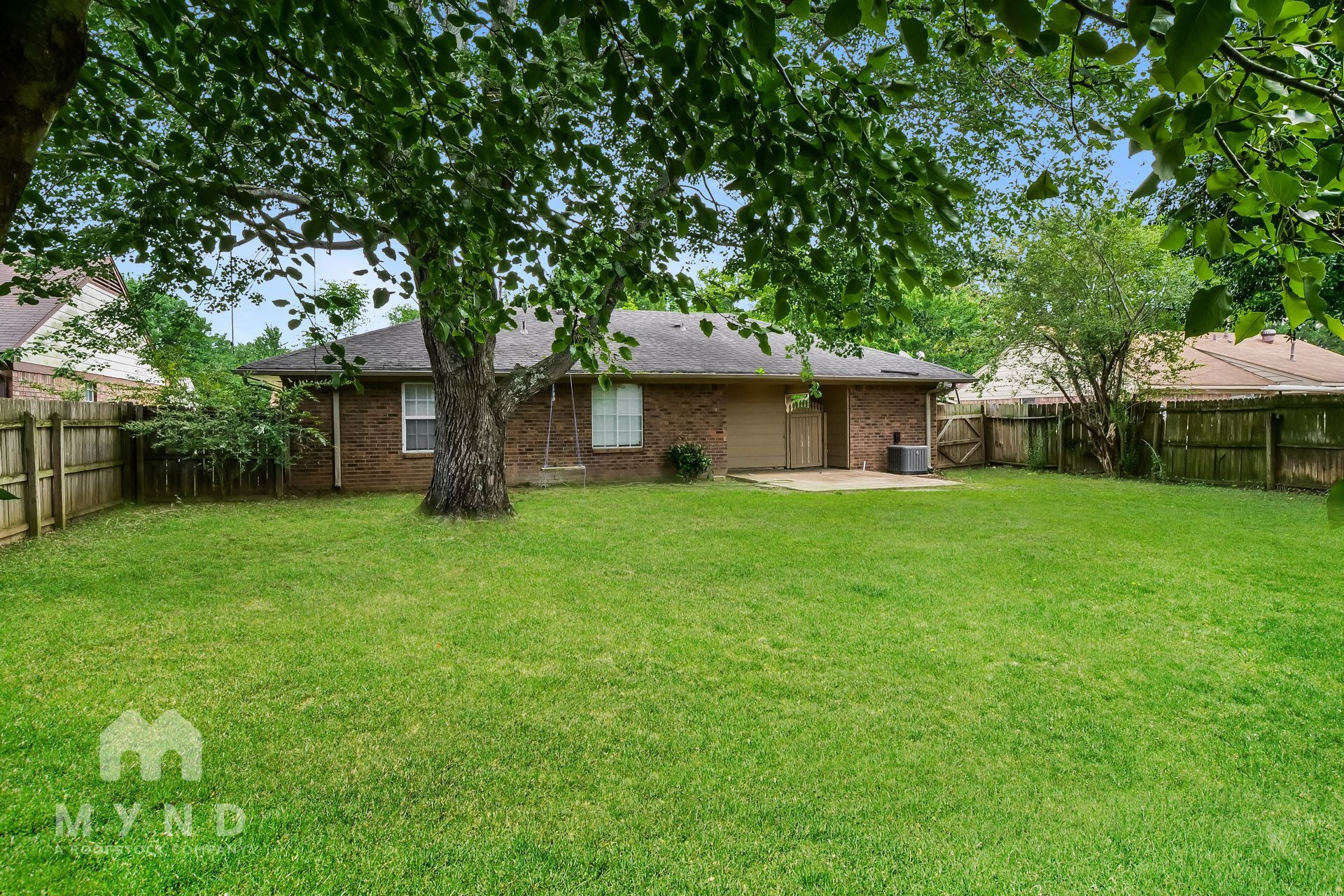 Building Photo - 3755 Carroll Dr