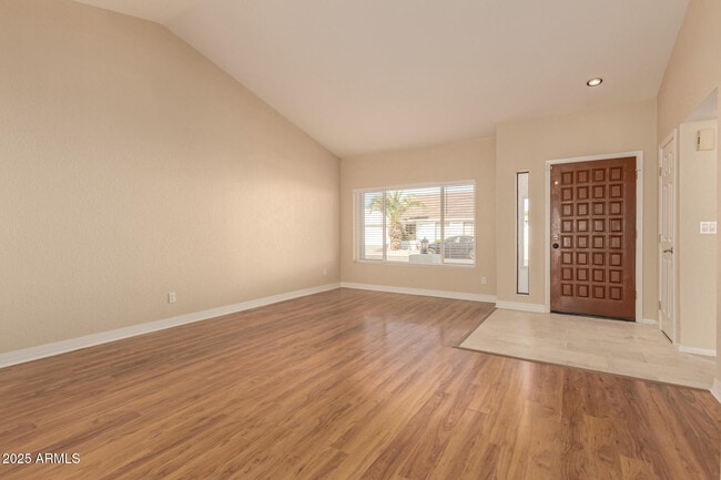 Building Photo - 3329 E Siesta Ln