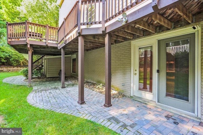 Building Photo - 8931 Falls Farm Dr
