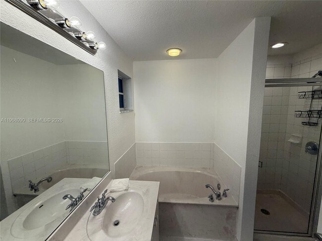 Building Photo - 1934 SW 60th Ave