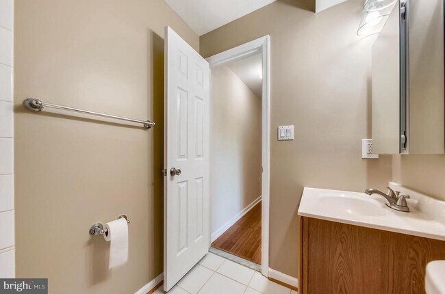 Building Photo - 4116 Ames St NE