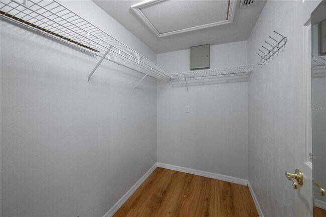 Building Photo - 350 NW 50th Blvd
