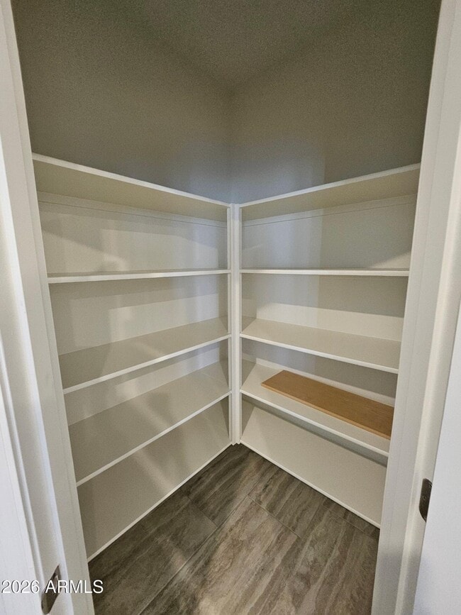 Building Photo - 3010 E Augusta Ave