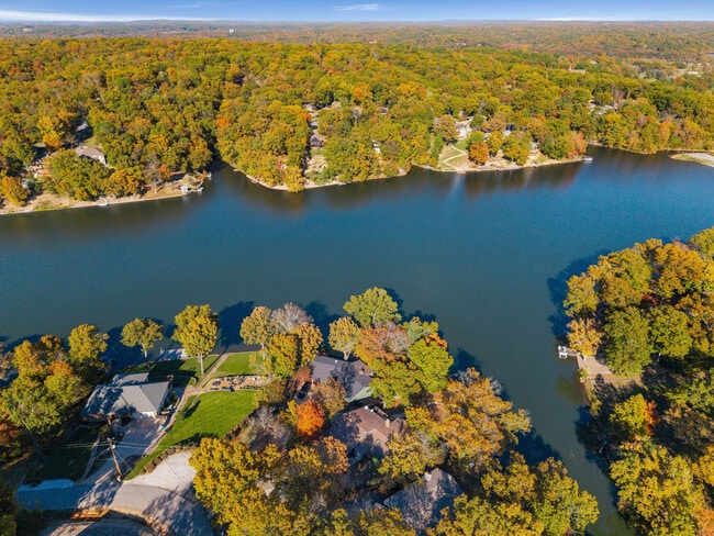 Building Photo - 38 Swanage Dr