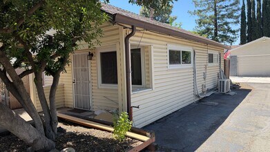 Building Photo - Concord Beautiful 1 bedroom 1 bathroom ADU updated kitchen, 2 car parking, fresh paint