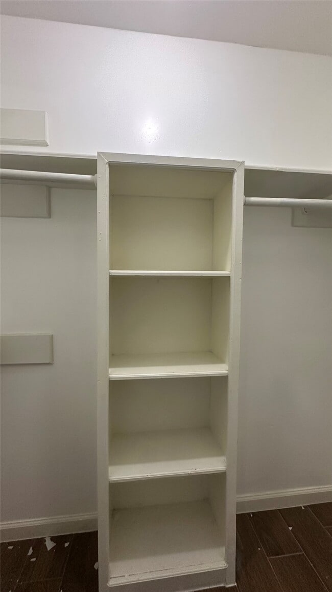 Building Photo - 11503 Briar Forest Dr