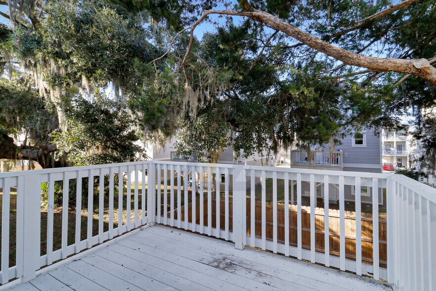 Building Photo - 142 Palmetto Breeze Cir