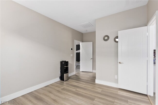 Building Photo - 5841 Heavenly Midst Ln