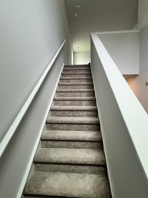 Building Photo - 1055 Sentinel Ct