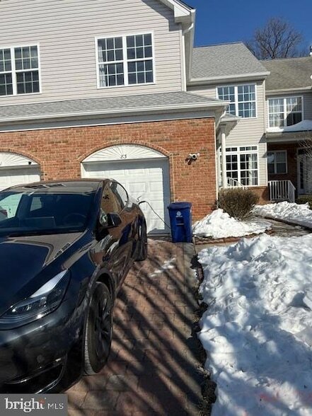 Building Photo - 83 Shelley Cir