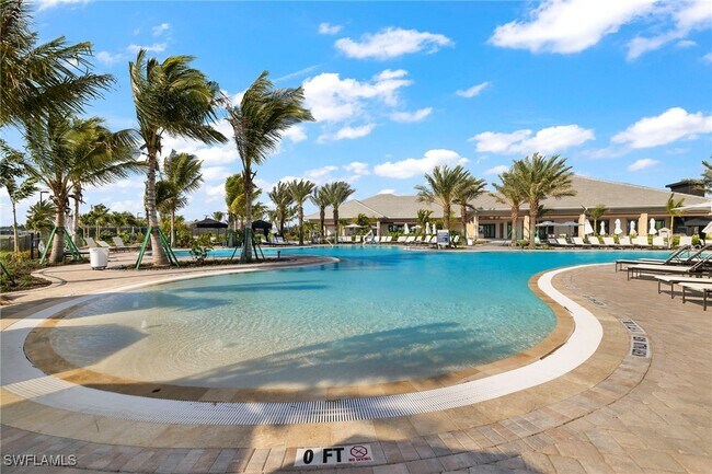 Building Photo - 11861 Venetian Lagoon Dr