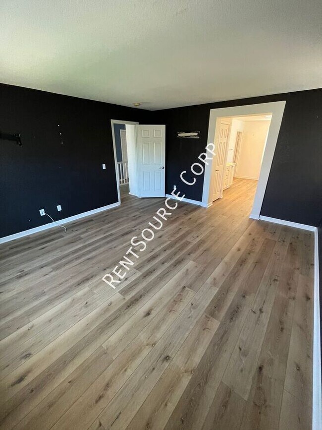 Building Photo - 37515 Limelight Way