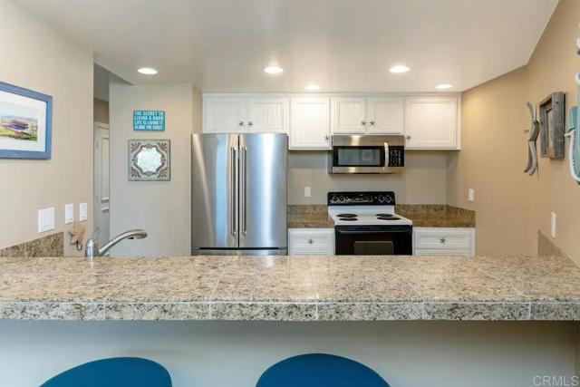 Building Photo - 190 Del Mar Shores Terrace