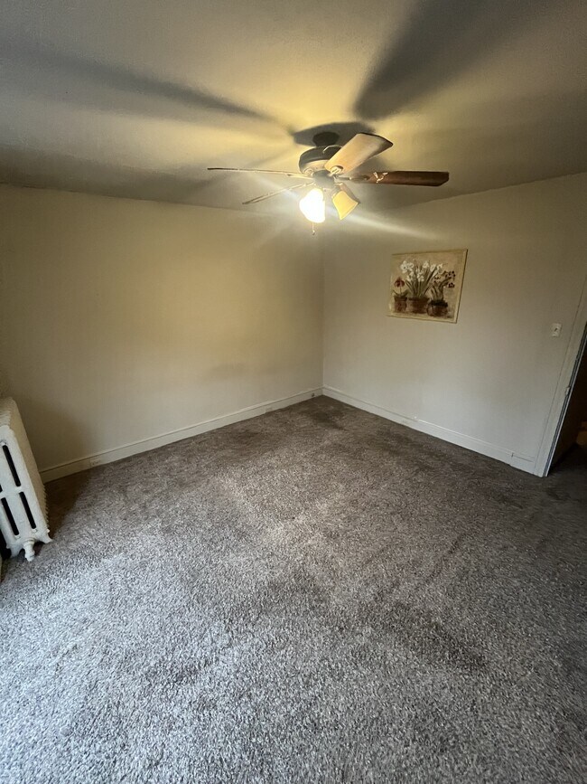 Building Photo - 446 Nevin St