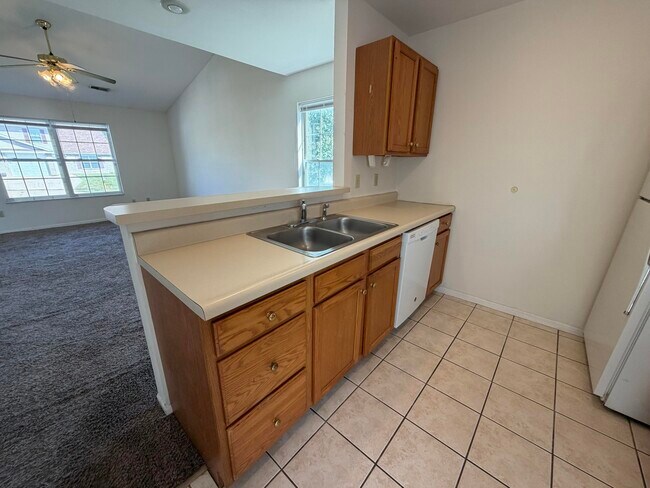 Building Photo - 1413 N Frideriki Dr