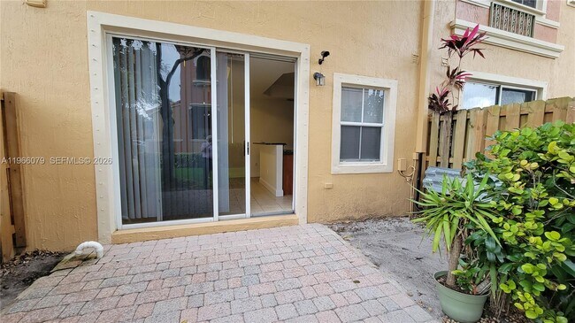 Building Photo - 4976 Leeward Ln