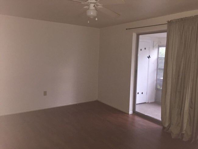 Building Photo - Gardens of Beacon Square - 55 Community