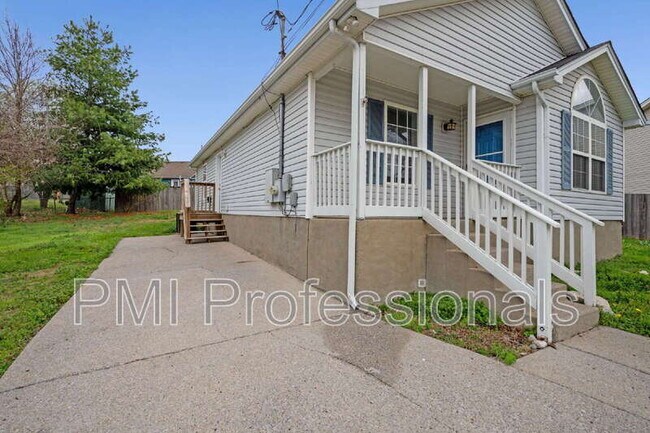 Building Photo - 604 Hugh Duffy Cove