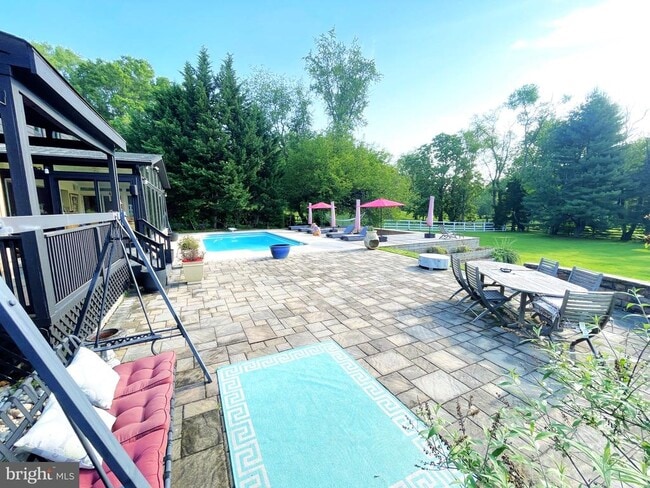 Building Photo - 13209 Lantern Hollow Dr