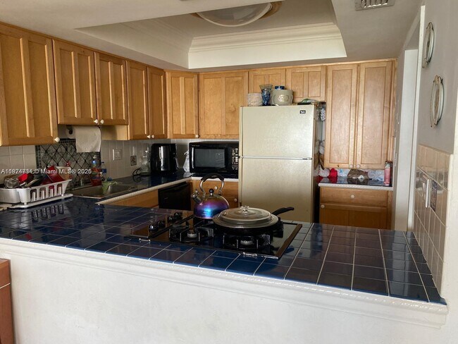Primary Photo - 2030 S Ocean Dr