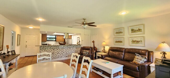Building Photo - 13334 Polo Club Rd