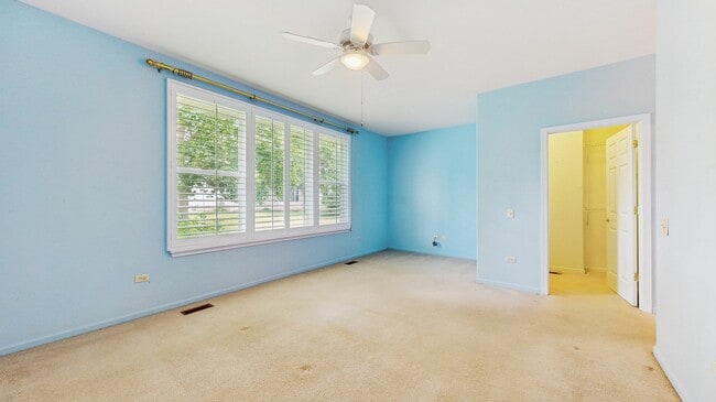 Building Photo - 12214 Plum Grove Rd