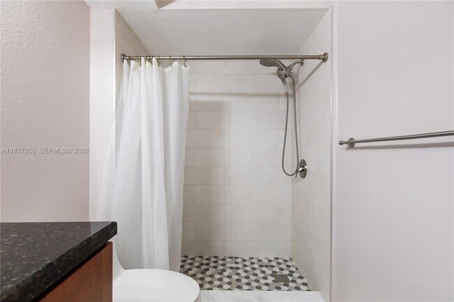 Building Photo - 12760 Vista Isles Dr