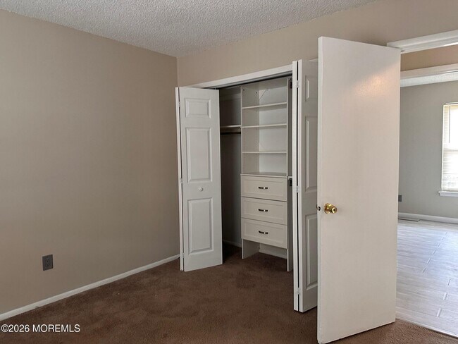 Building Photo - 24 Anchor Rd