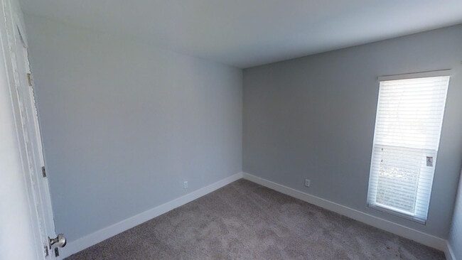 Bedroom - SomerStone Estates