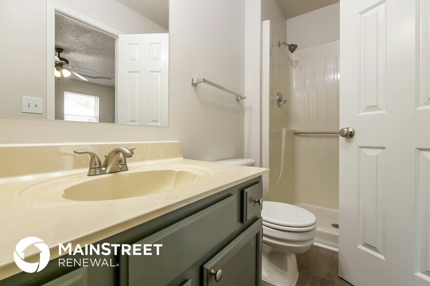 Building Photo - 118 NE 109th St