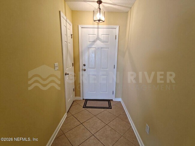Building Photo - 1500 Calming Water Dr