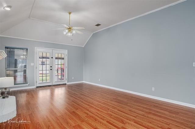 Building Photo - 3303 Salem Pl